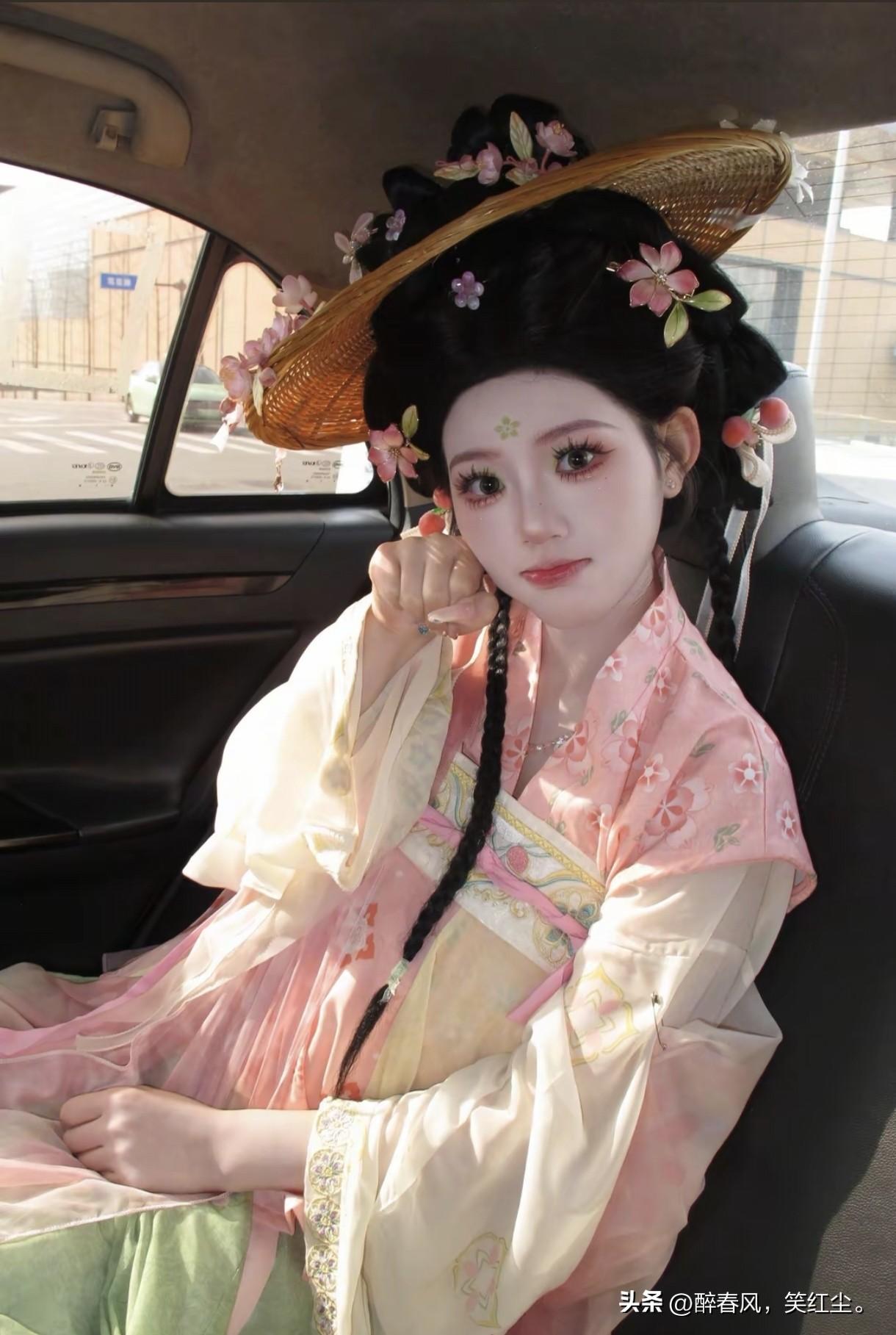 少女古风拍照 汉服自拍风 汉服街景