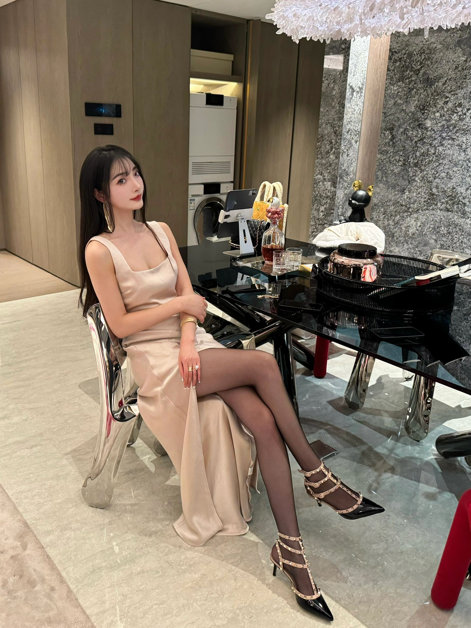 香槟金长裙，温柔又气质～ ​​​