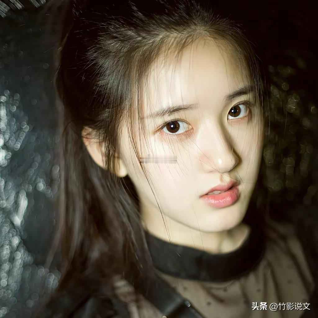 发现一个玄学，只要有赵露思演员的剧，都是大爆不管她演的什么角色，大家的眼神都会不