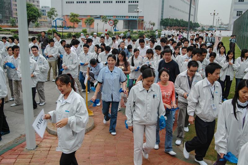 40岁母亲电子厂自白：3年没睡过整觉，“不清白”的背后是无数底层妈妈的挣扎

“