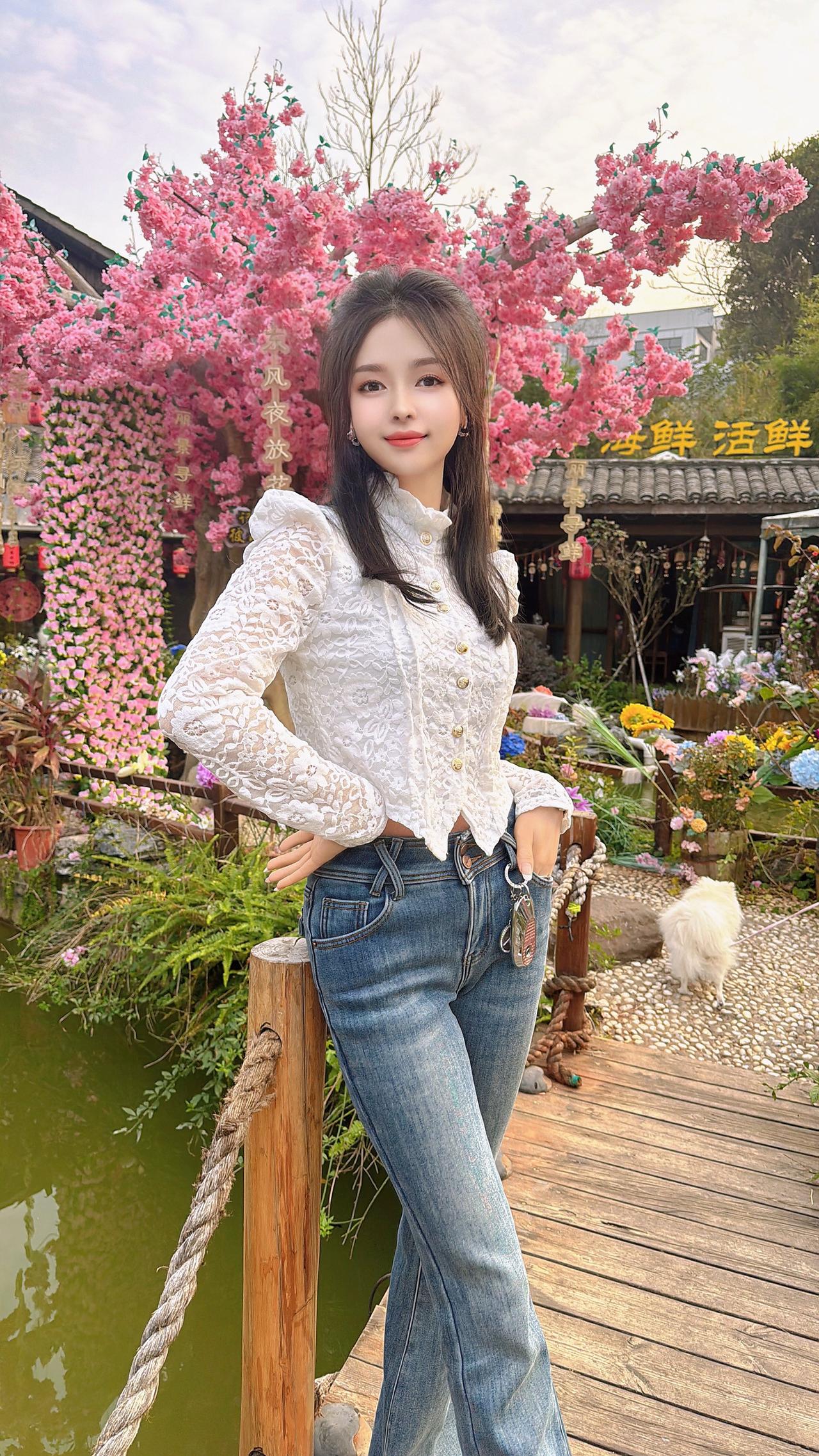 世人贪婪，总想两全，可这世间根本
没有两全，人生百年不过是教人如何
取舍。人生感