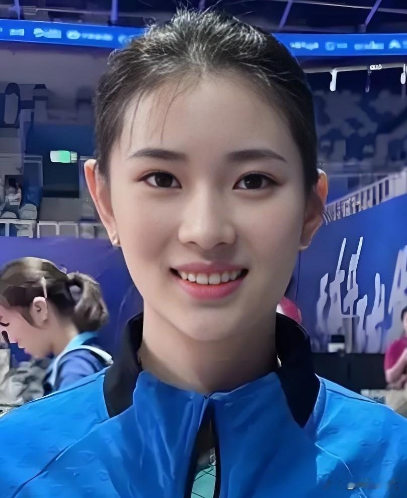 各国乒乓球女选手颜值担当： 中国：王添艺。
日本：长崎美柚。
韩国：金娜英。
印