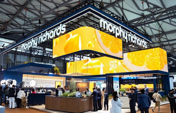 "时光淬炼，向新致远"摩飞90周年闪耀AWE2026：斩获艾普兰创新奖殊荣