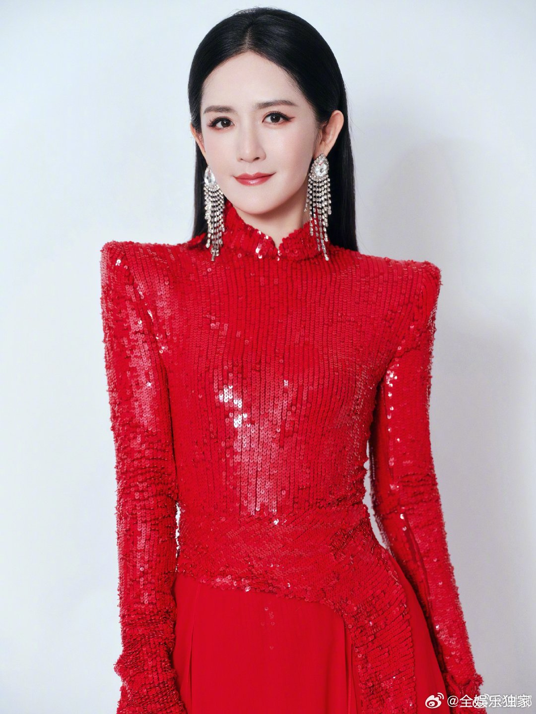 谢娜谢娜我上船了救命！谢娜的出场也太会了，以为上泰坦尼克号，结果是乘风破浪号，名