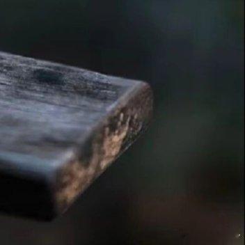 遇到一个喜欢的人其实不难，多少爱情都开始于喜欢，结束于了解，后来明白，所谓合适的