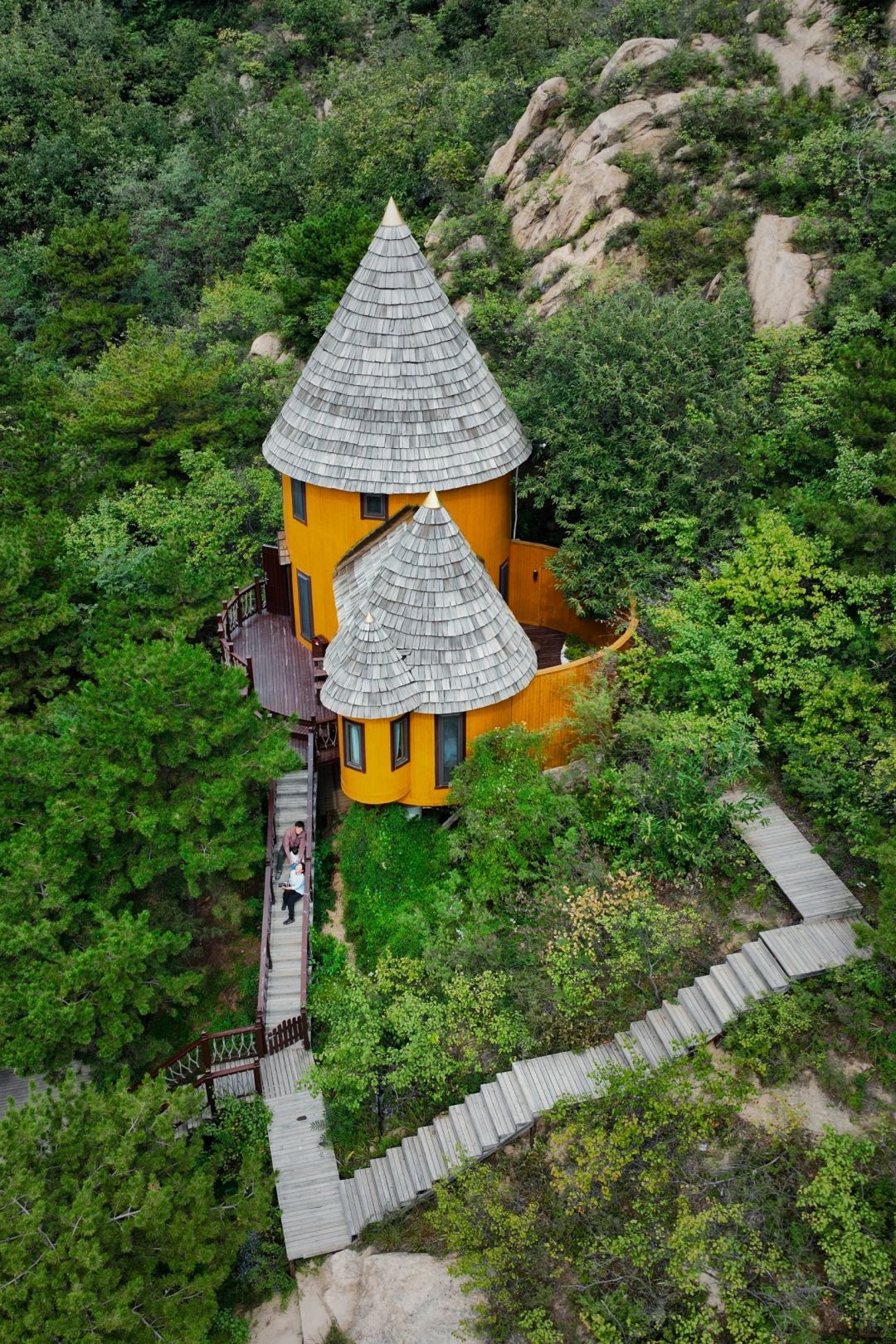 云峰山童话树屋🕍住进山谷里的童话仙境