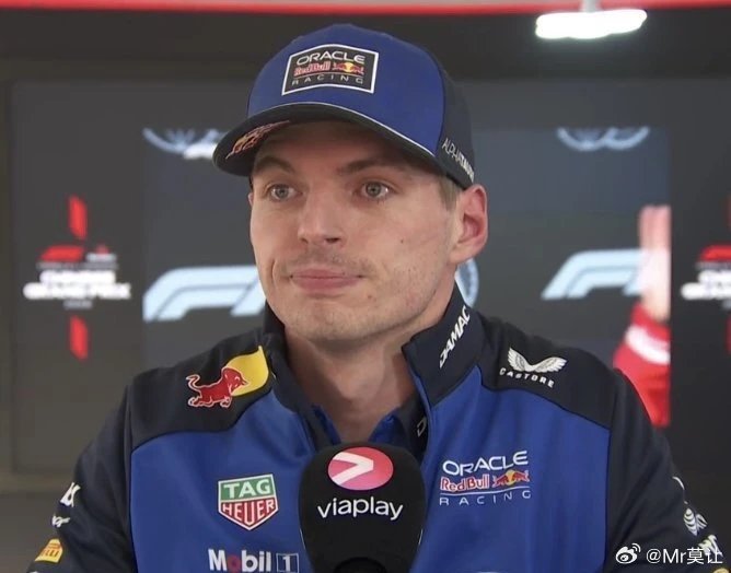 潘神说：“这太糟糕了，如果有人喜欢这个，那你根本不懂什么是赛车，一点都不好玩。这