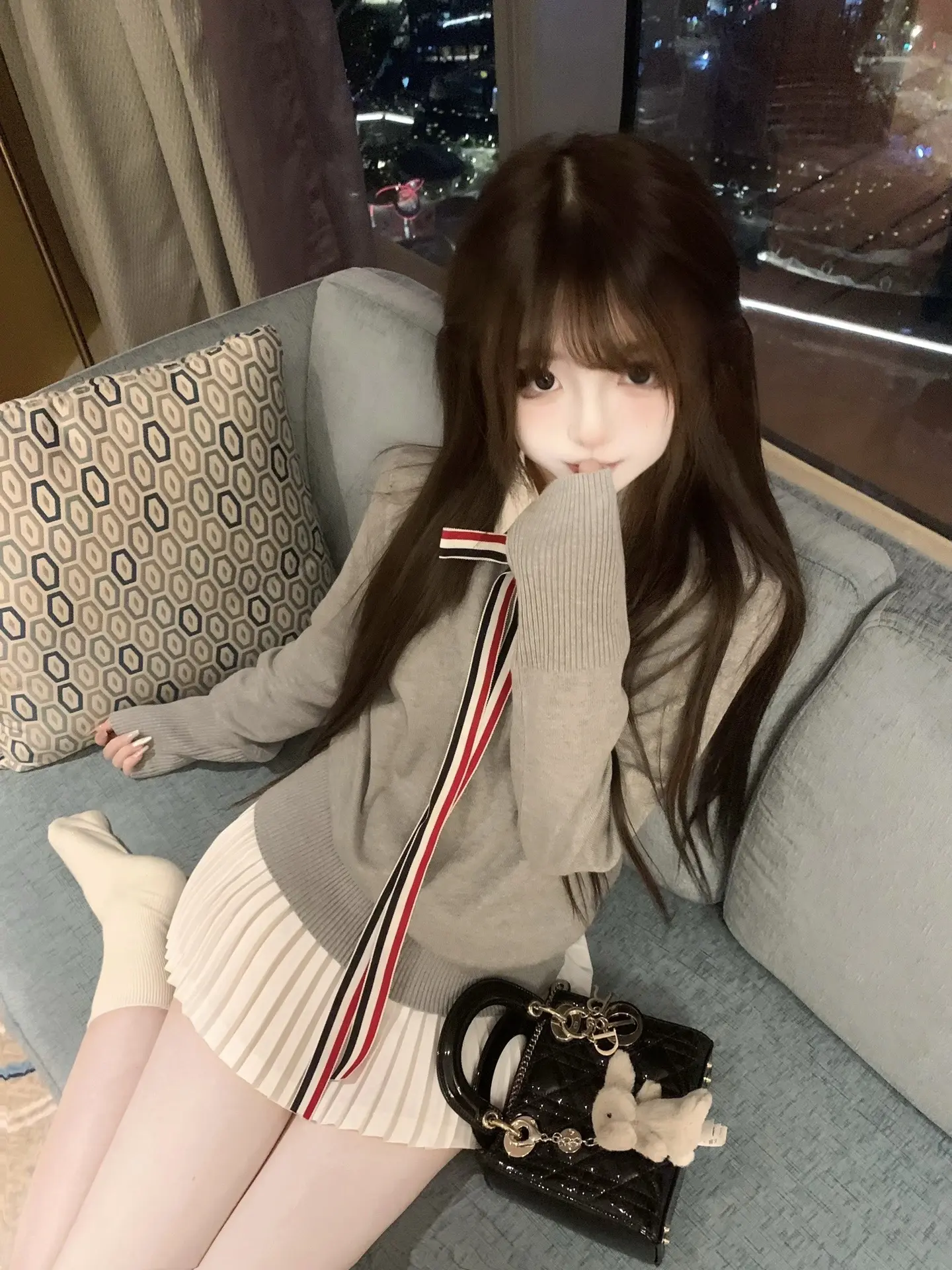 你又给哪个女人点赞了你要逼死我吗