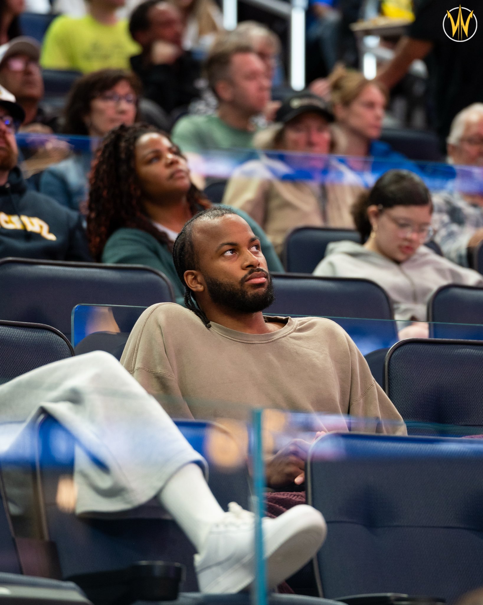 梅尔顿 桑托斯 理查德 穆迪今日观看勇士队G联赛的比赛金州勇士