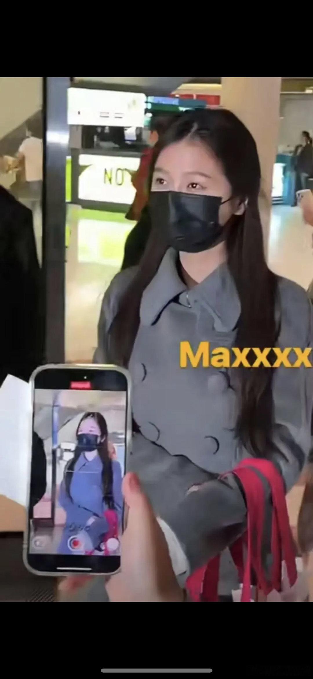 虞书欣纯生图🈶️，是明星的水平吗 