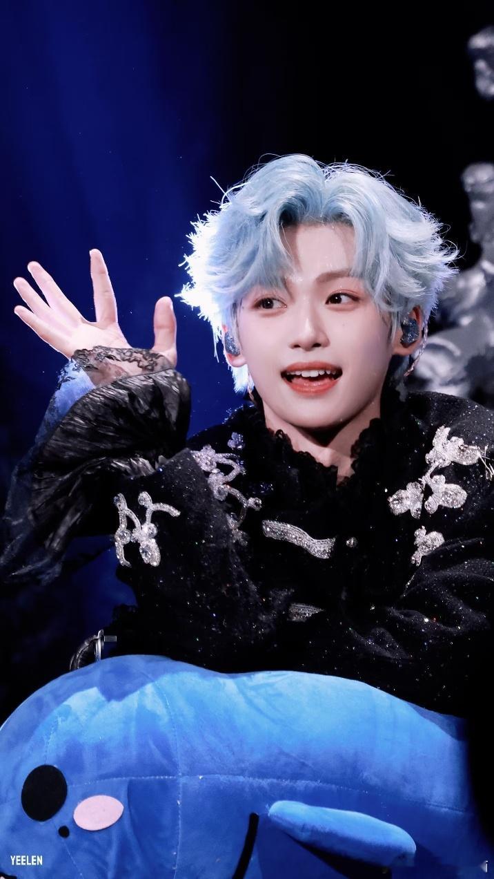 年度星光人物初选赛段结果🎉恭喜梓渝“年度星光人物”第一阶票仓600多w断层第一