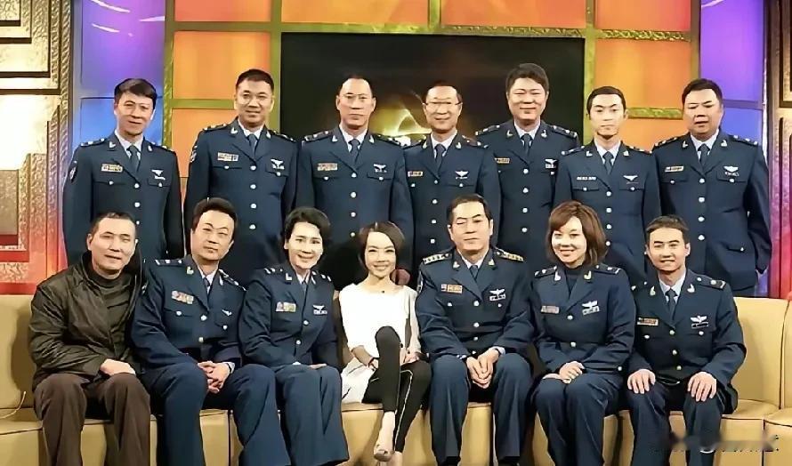 照片里，最显眼的是C位吧[奸笑]