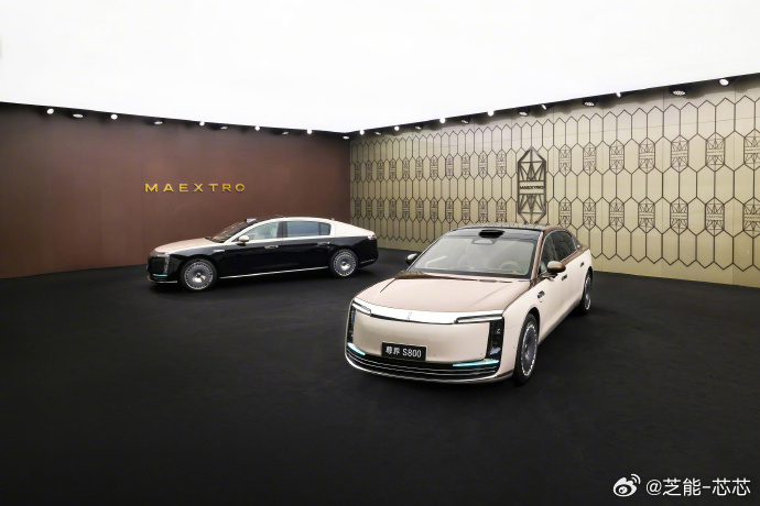 尊界融合感知能力断代领先  尊界 S800 这次升级了立体融合感知系统，搭载全球