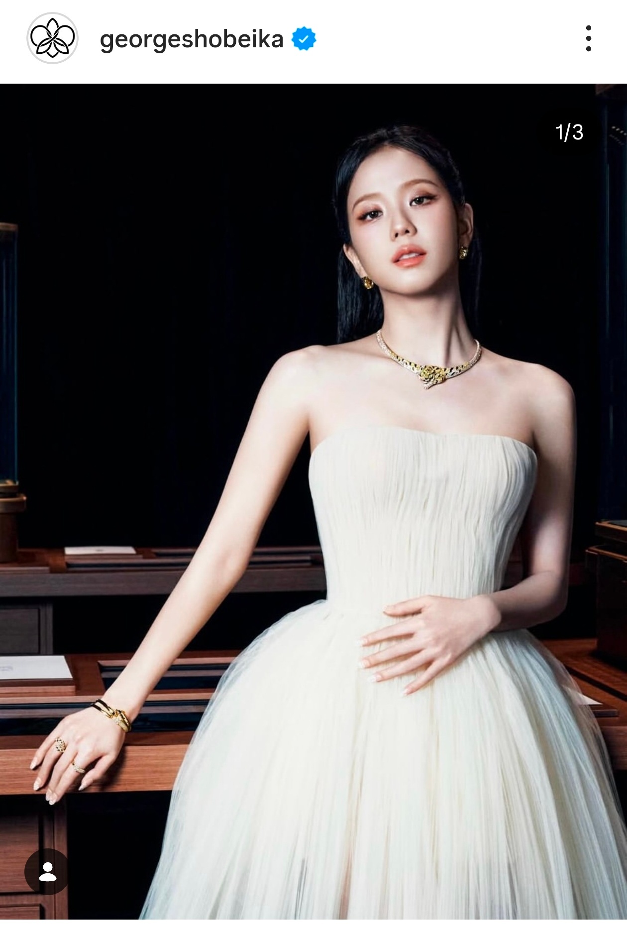 kimjisooGEORGESHOBEIKA IG更新智秀相关@ sooyaaa
