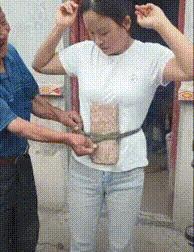 初看没毛病，再看不对劲，眼尖的朋友你发现了吗？