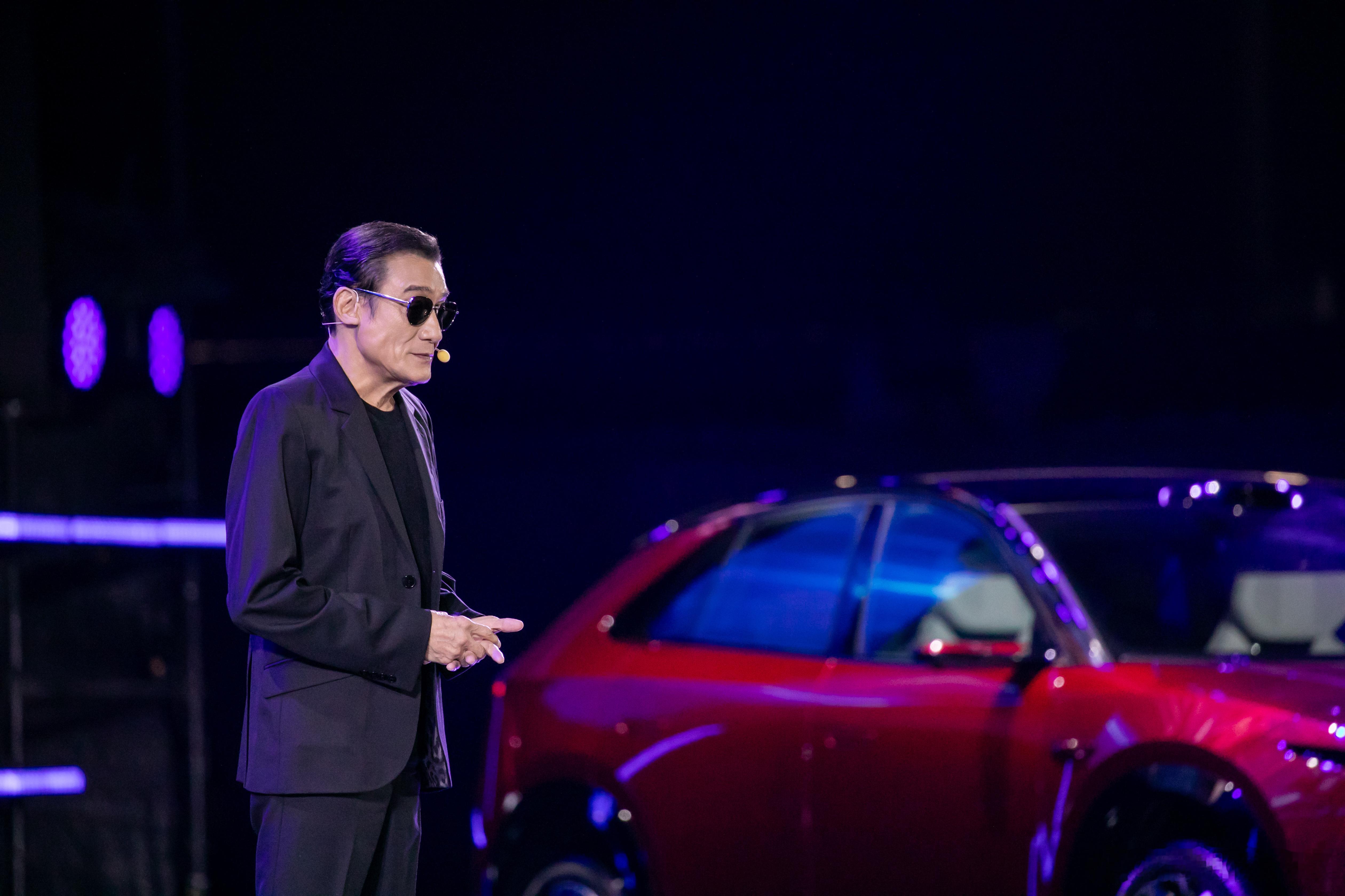 从"你开马自达怪不得塞车"到第二次为长安马自达代言，梁家辉用三十年完成了影史最牛