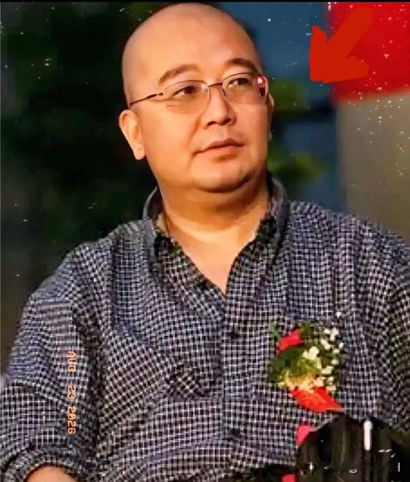 唐师曾，一个用生命记录历史的人。

三十多年奔波在战地一线，留给世人大量珍贵的历