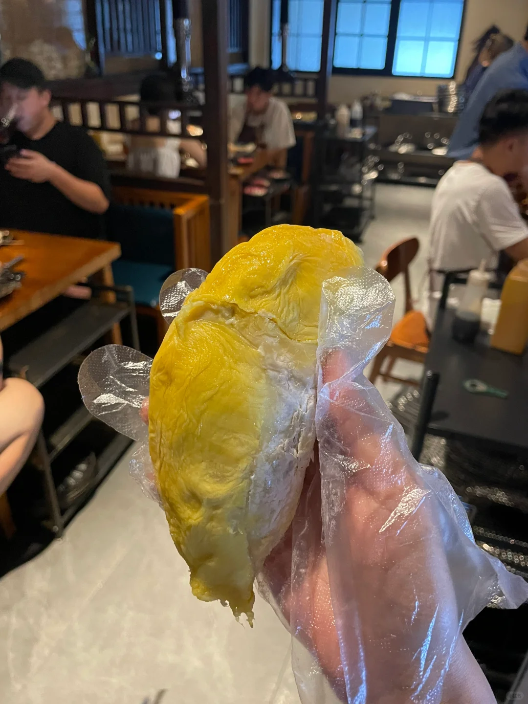 在厦门吃到了榴莲自助。。（在明发）