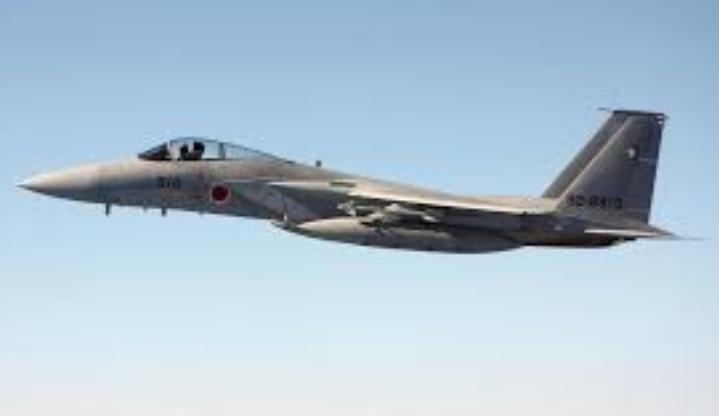 日本自卫队东海战机演练，贴近我方空域，持续制造空中摩擦风险

近期日本自卫队多架