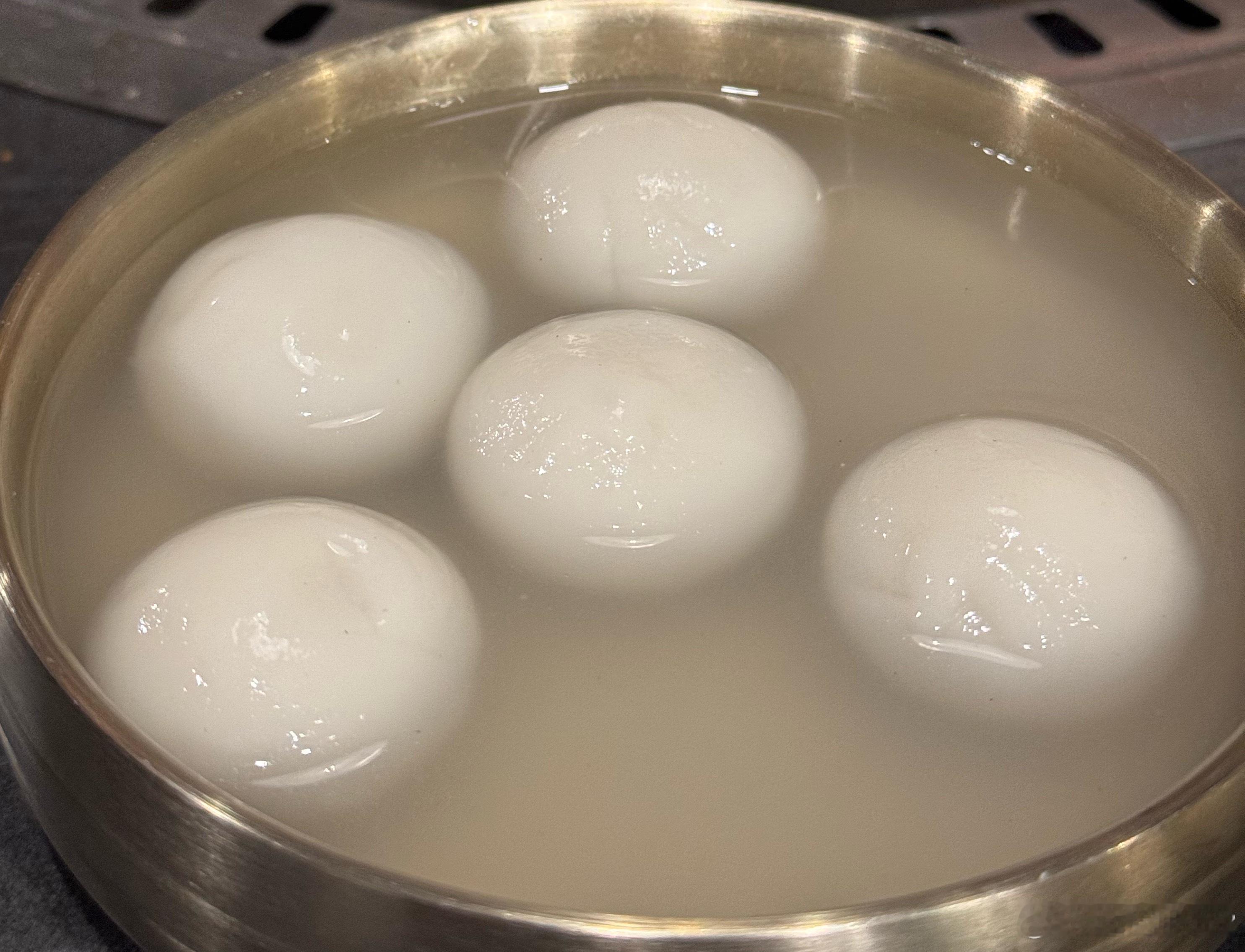 感觉好…久没发红包了，明天晚上发个铁子红包，犒劳一下兄弟们。另外，明天晚上吉利银