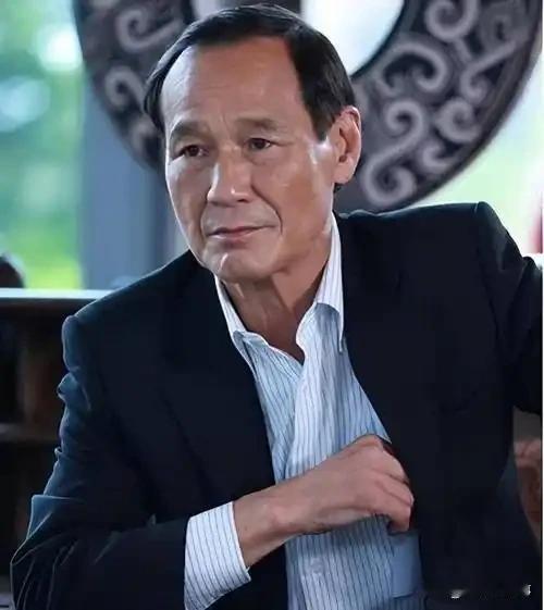 1990年， 陈惠敏 给李国豪250w片酬，但是李国豪说："我不是中国人。"陈惠