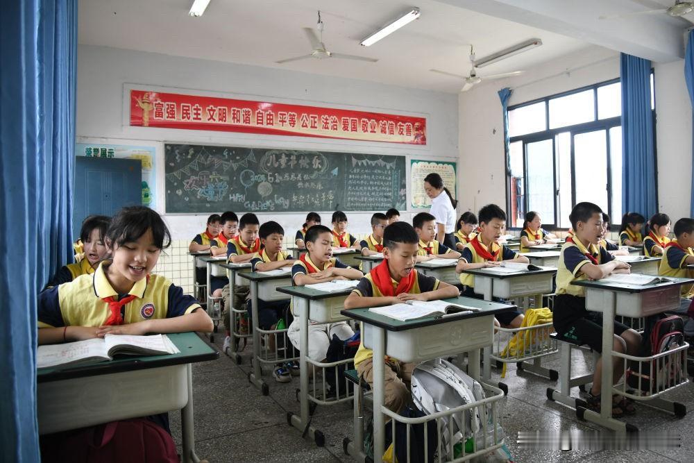 今天说完六年级的真相你可能对它会有一个全新的认识

1、准备小升初MK的、分班考