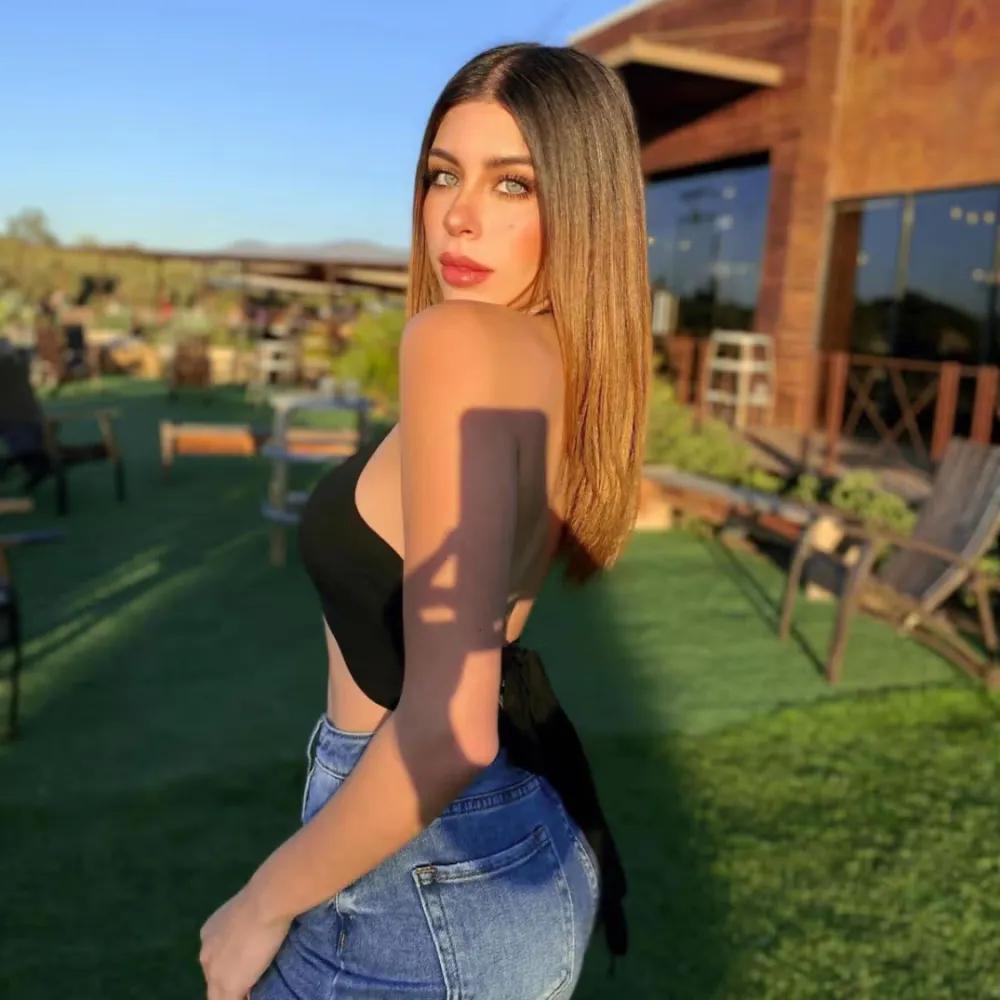 墨西哥选美冠军被“处决”！连开12枪……凶手竟是亲婆婆！监控录下那句“她把你偷走