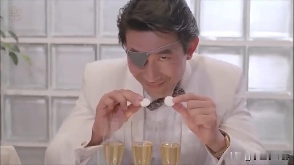 大家还记得这位港星吗？他曾被封港片“四大渣男”，还曾到好莱坞发展，但2008年后