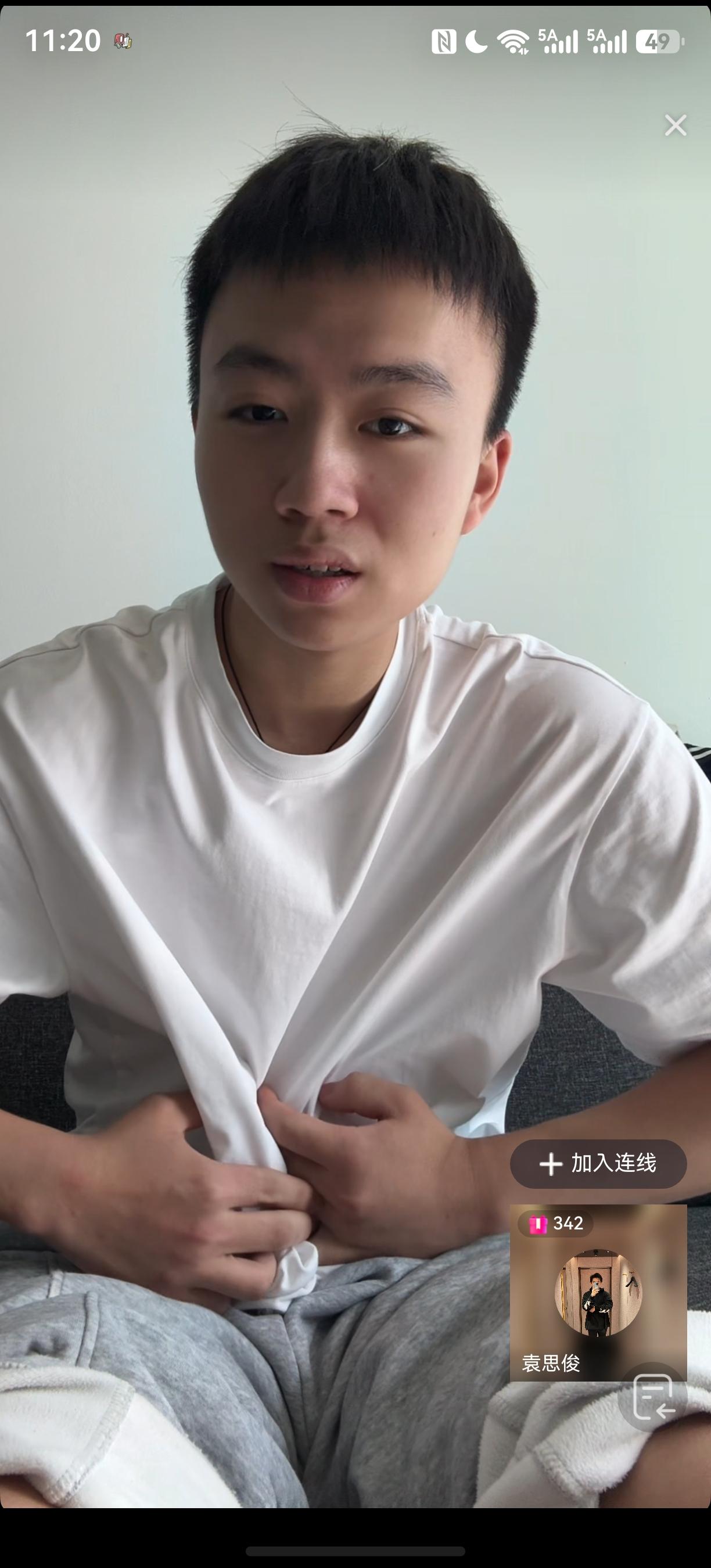 冠军联赛，江俊和袁思俊都被淘汰了，两个人都是小组第二，每人获得2000英镑。
