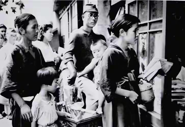 苏军如何对待日军的女人？一个少女哭诉：他们竟然一点信用都不讲

那场面，到现在我