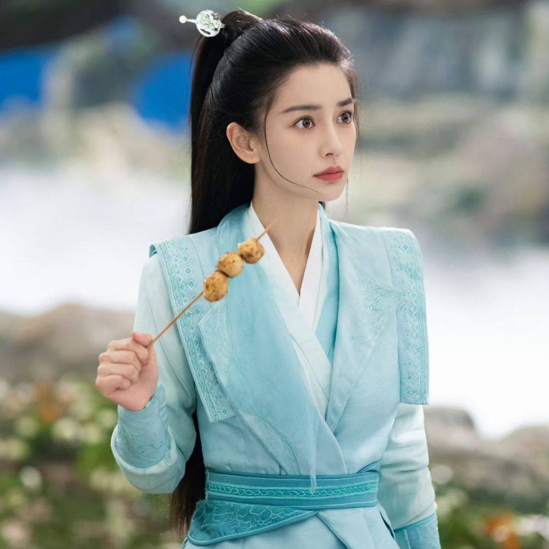 angelababy angelababy “昼夜过后是黎明，骄阳会被雨水冲刷但