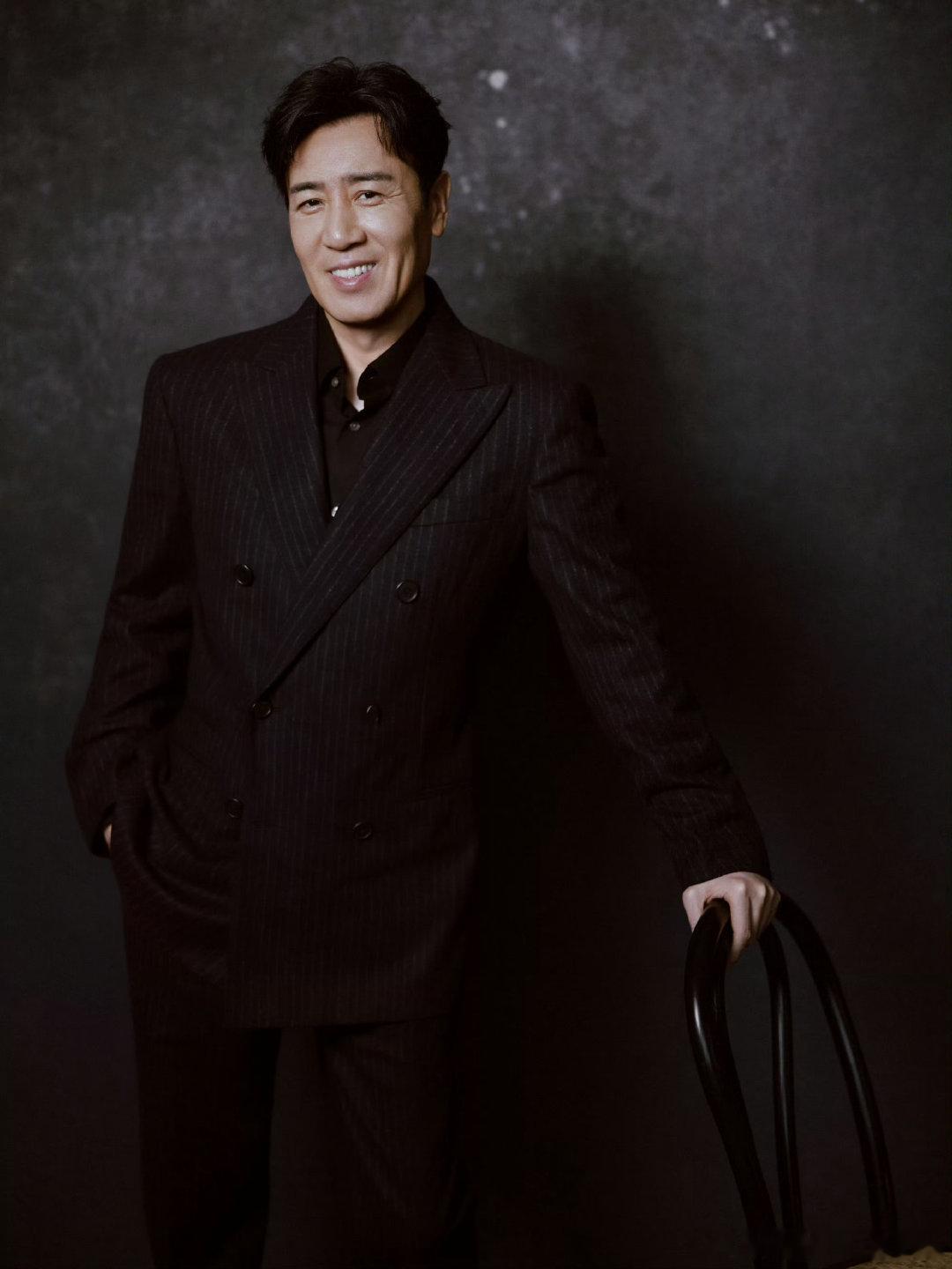 于和伟一部剧拿下双视帝正剧演员的魅力，于和伟不靠流量，凭扎实演技拿下白玉兰金鹰双