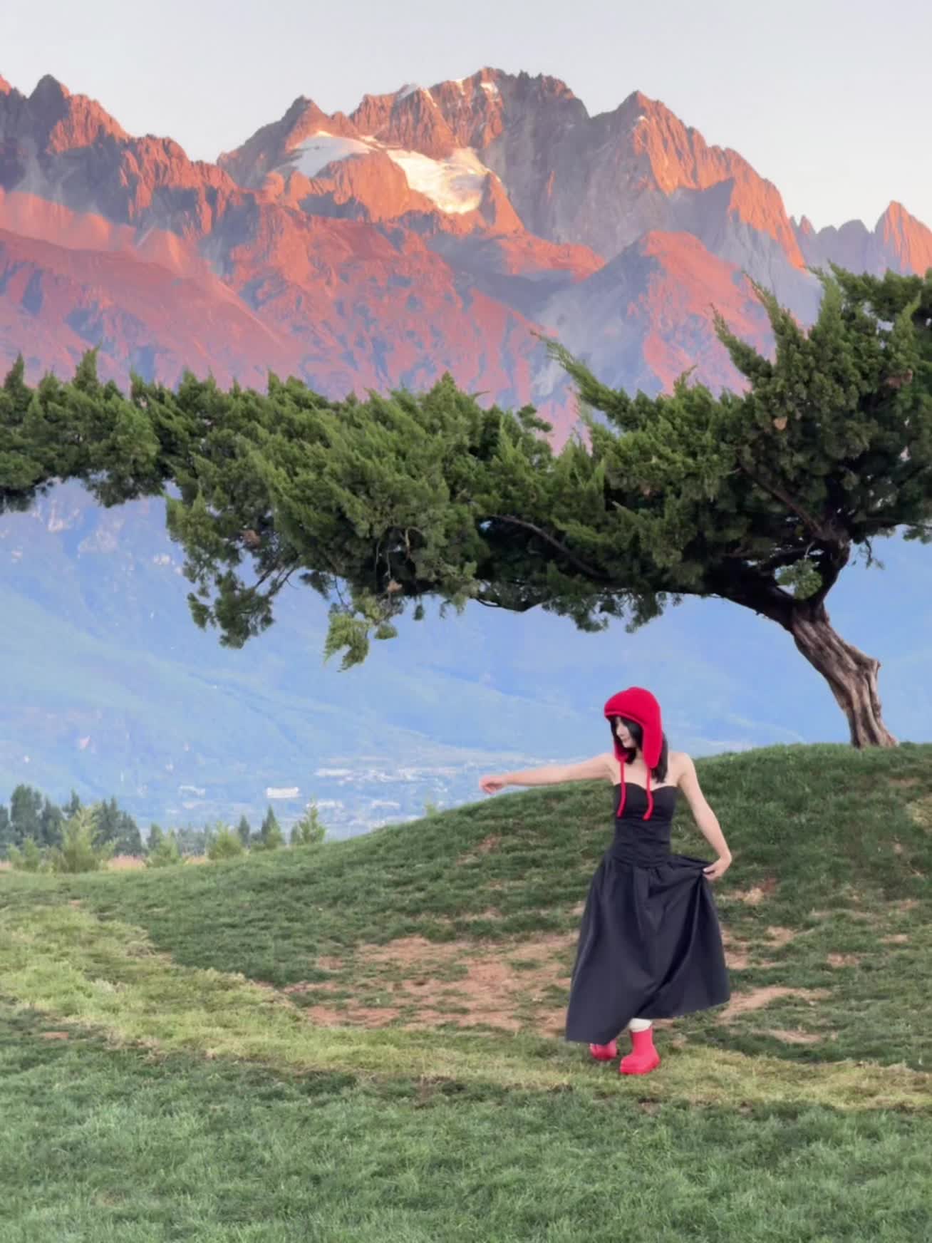 丽江离云最近的地方 雪山脚下的香巴拉牧场