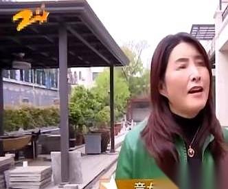 杭州有户人家，花了将近一个亿，买下三栋别墅打通，硬是把家造成了一座私人庄园。
结