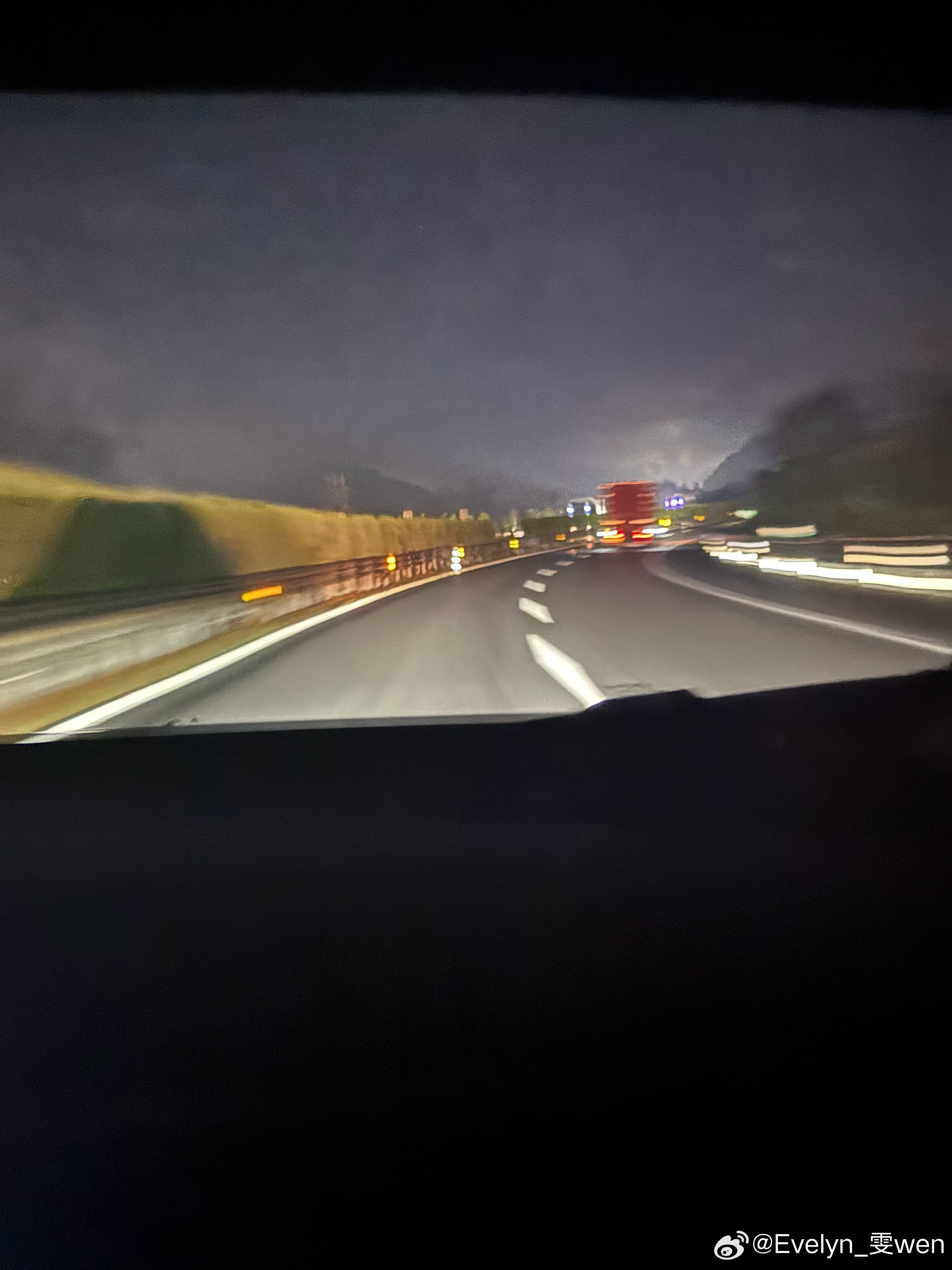 台风害我早班机[柯基]司机总比我着急系列 ​​​