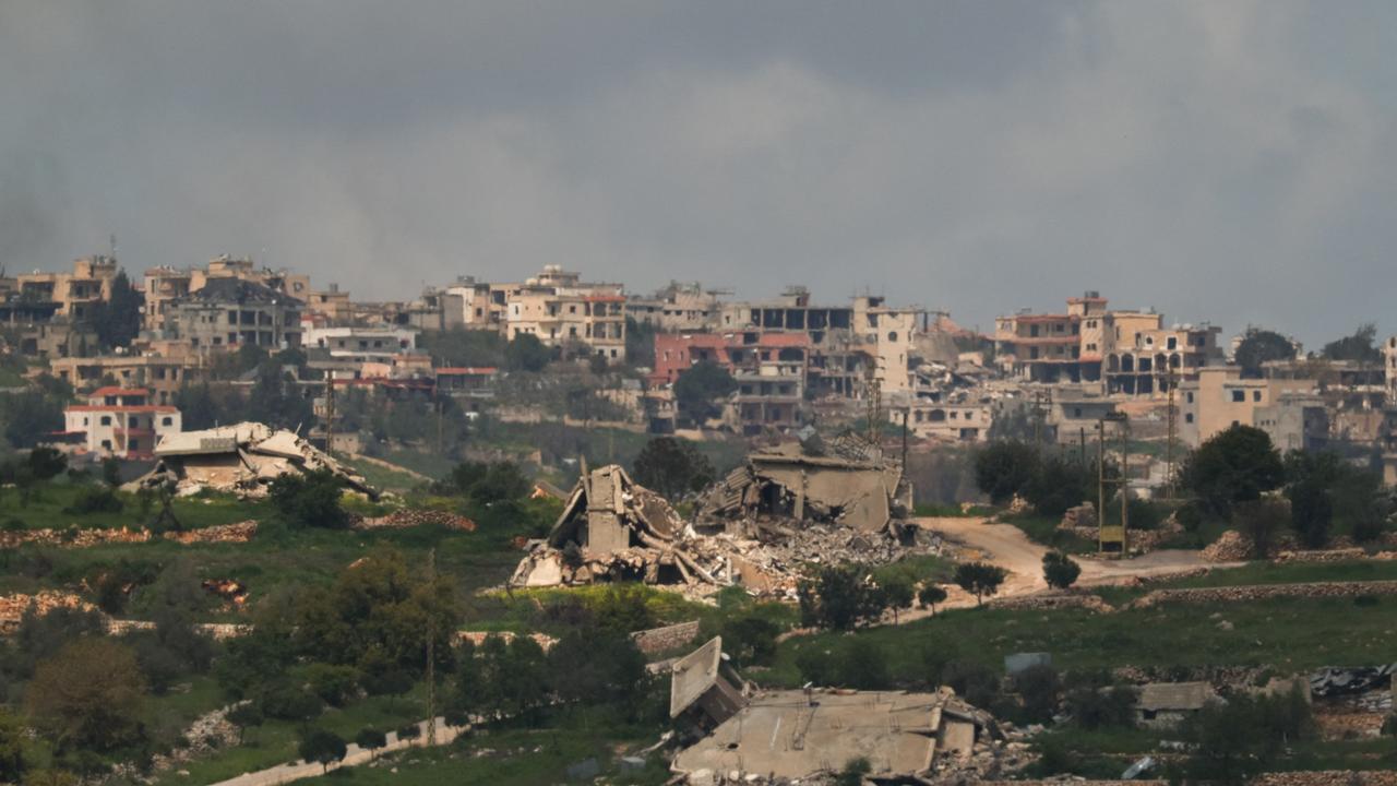 据中东眼报道，以色列军队在黎巴嫩南部宾特朱拜勒与基亚姆的行动正陷入前所未有的胶着