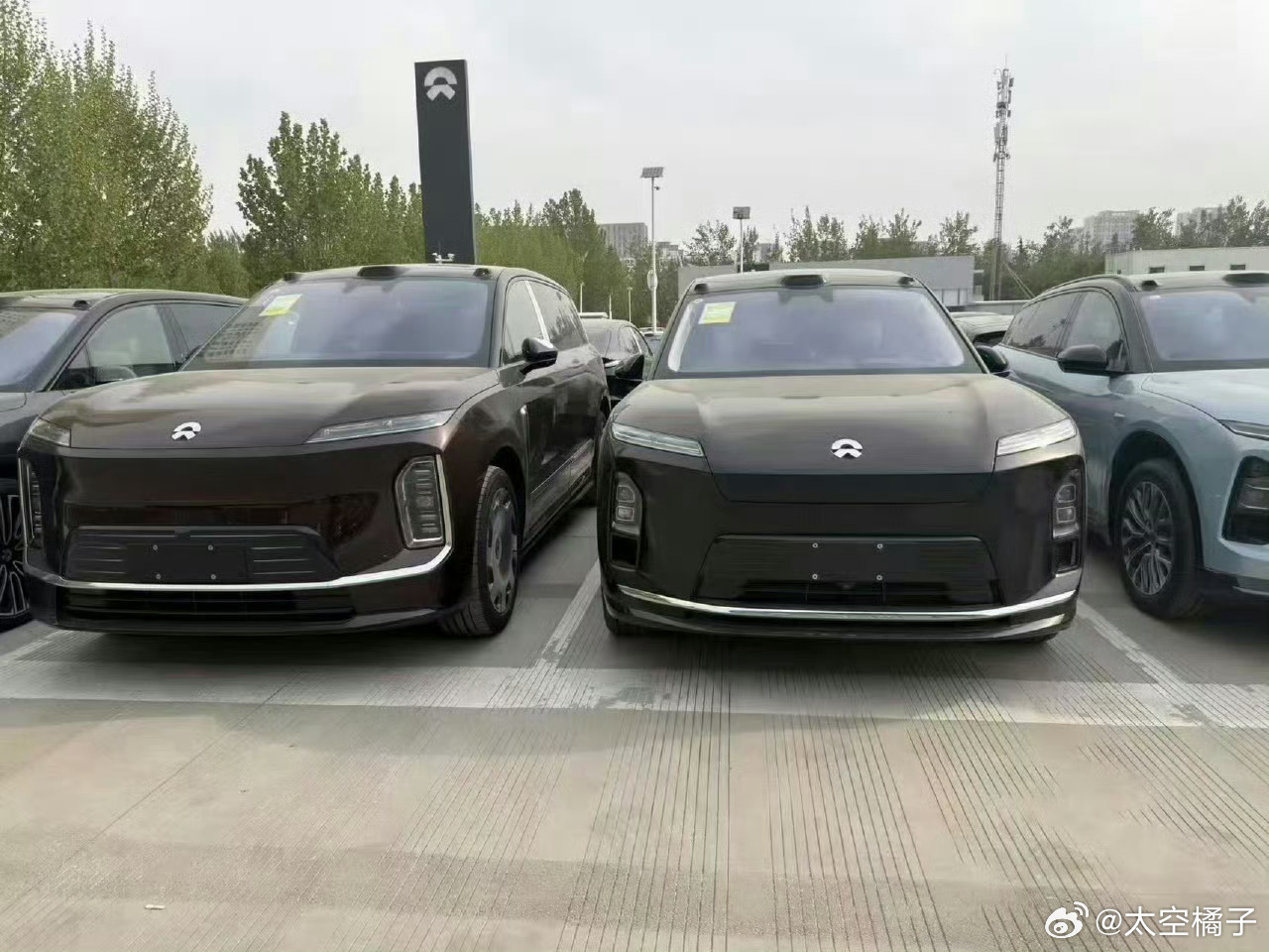 ES9这气场猛啊前脸比ES8更协调大v聊车蔚来ES9蔚来ES8