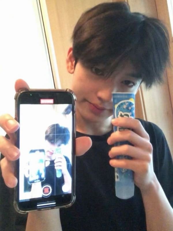成韩彬和韩维辰素人时期颜值对比 ​​​