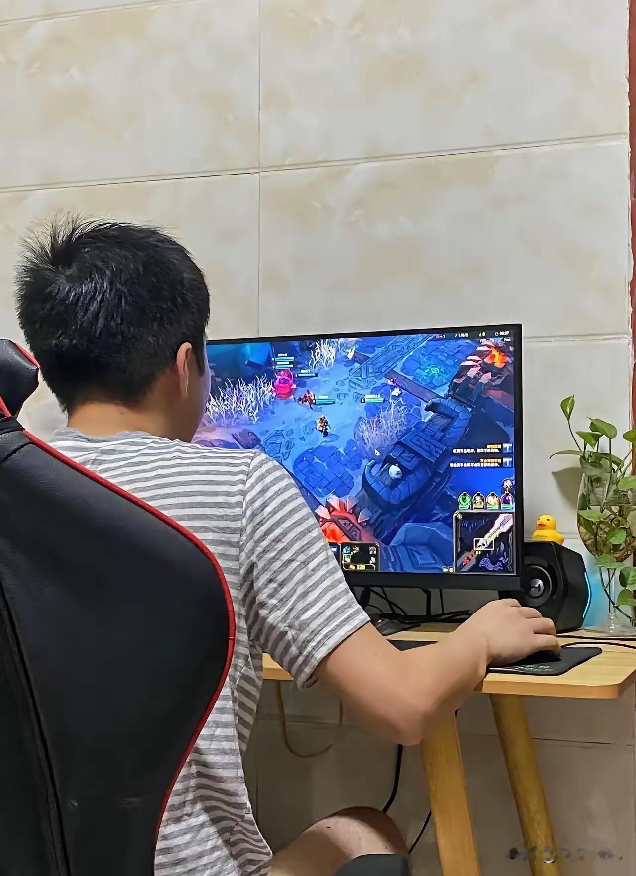 “我给你花了五万九千八。”
“我把你弄进去关了82天。”
“我知道那地方是骗人的