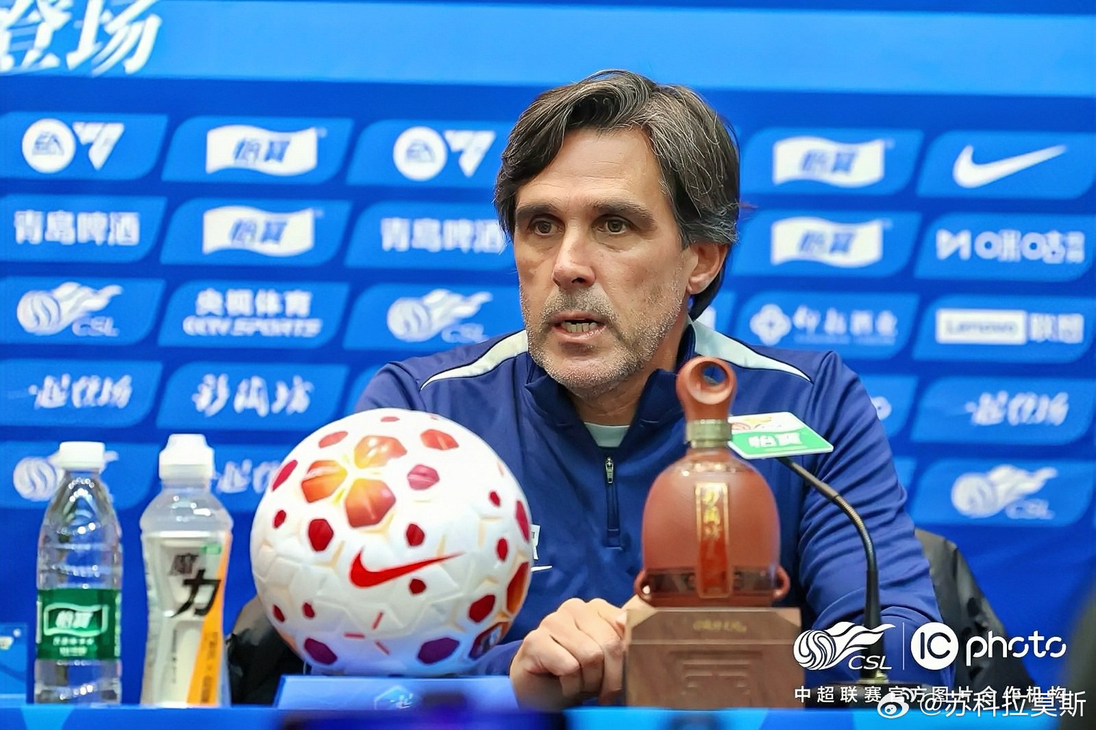 中超河南队 3月14日下午，河南彩陶坊主教练拉莫斯携王国明出席了赛前新闻发布会。