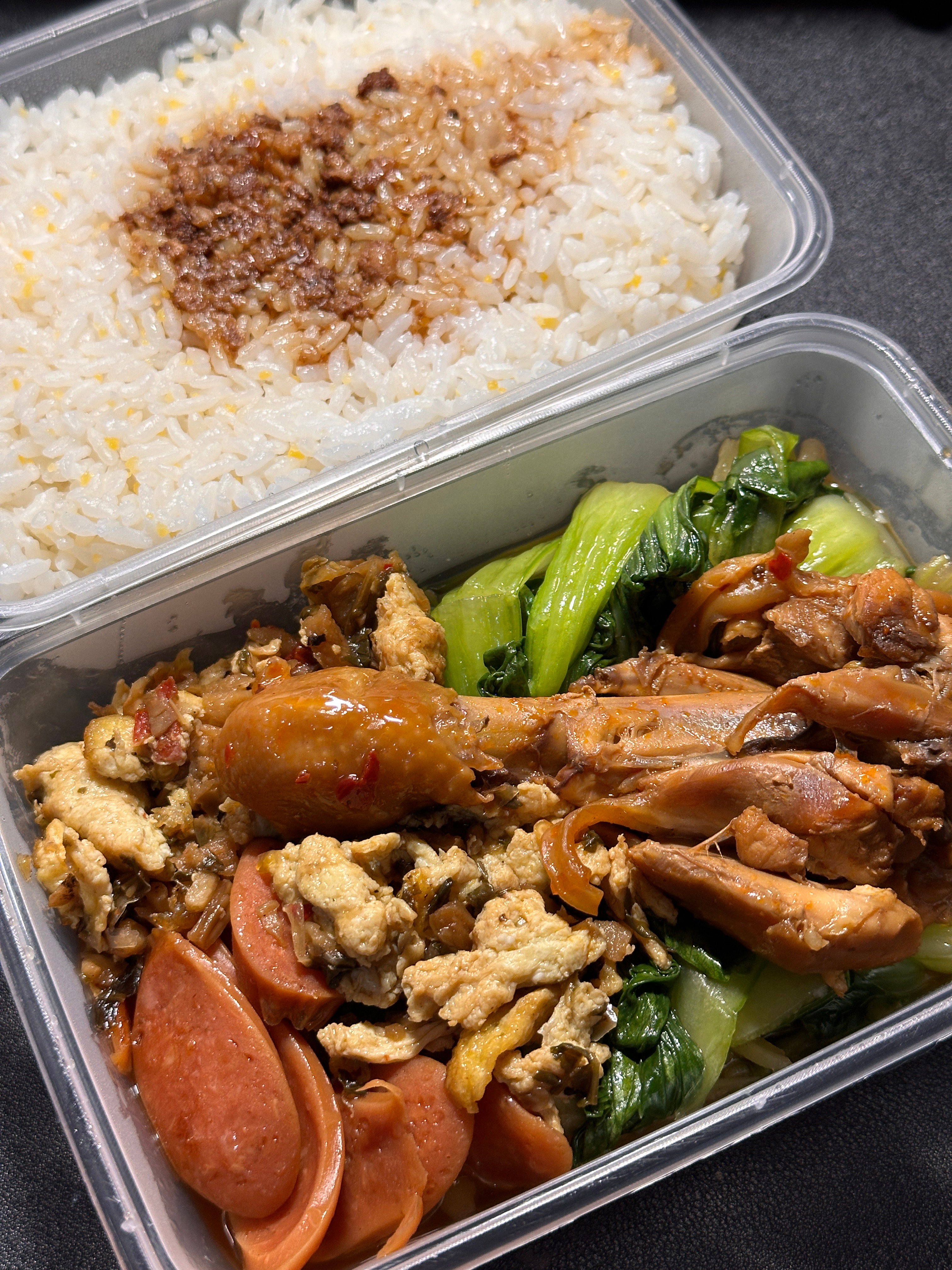 我怎么天天都在沙县小吃[微笑][微笑] ​​​