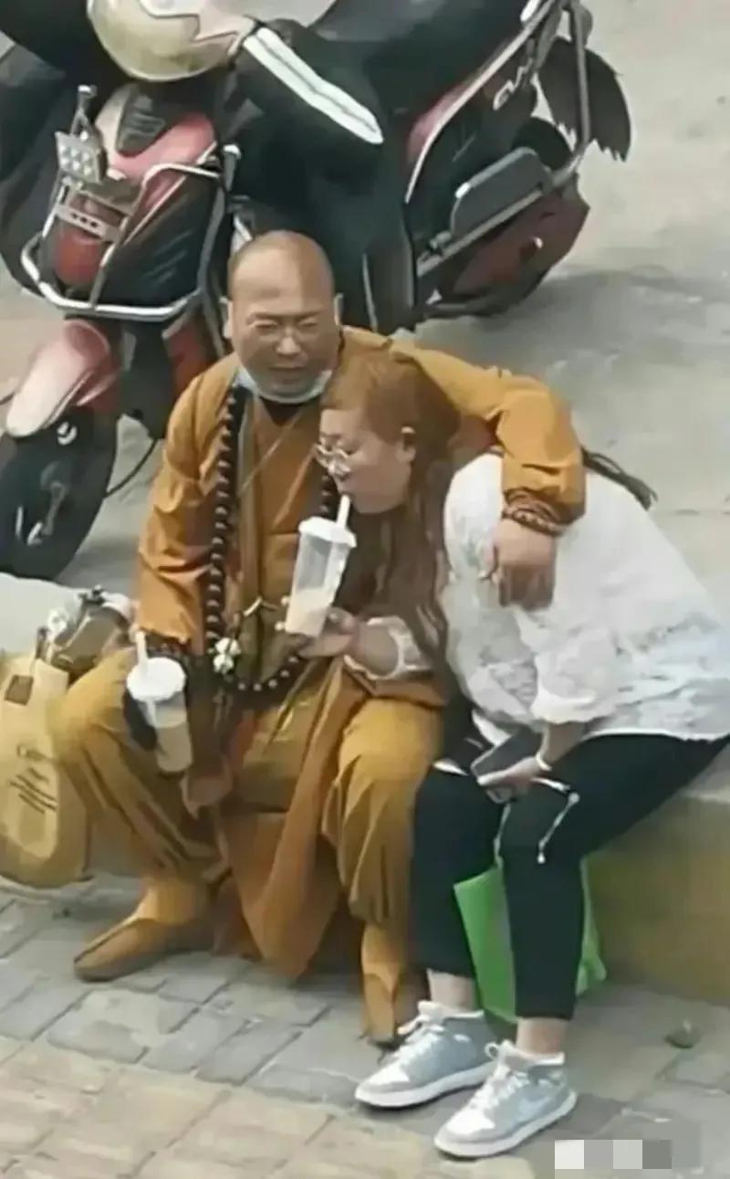 这位大师，您是准备要还俗了吗？[捂脸]