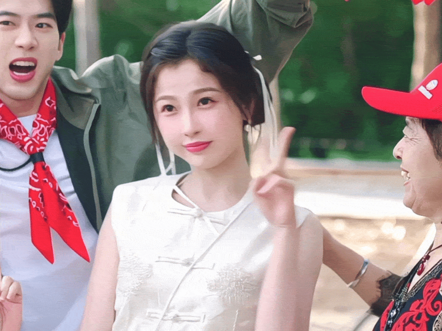 虞书欣新剧心情美了干啥都美了 心情好真的万事顺意！姜暮找到钥匙扣后，连挑食的小毛