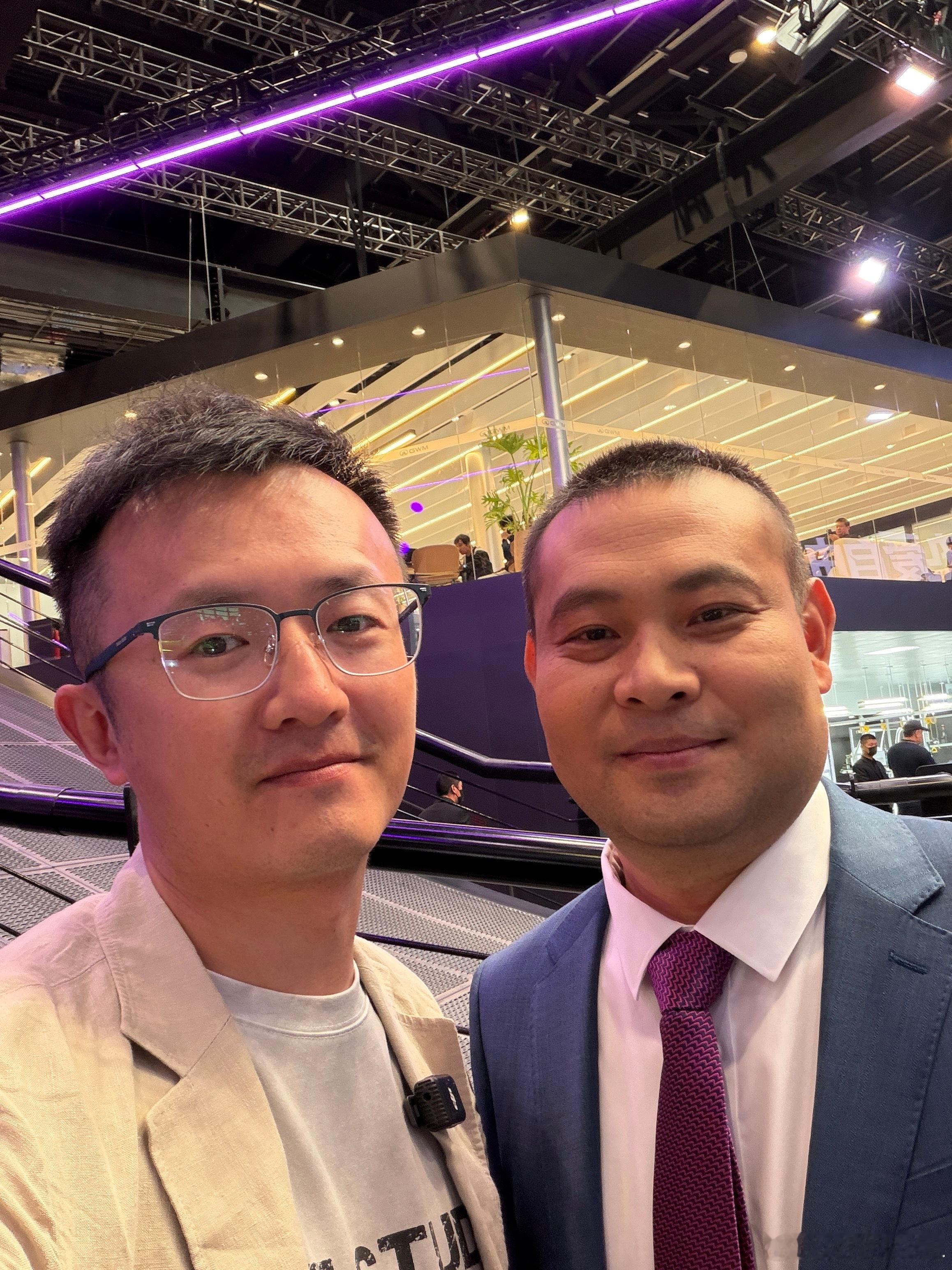 把明天跟坦克300产品总监赵总的直播脚本写完了，请看图。就讲这些，可以吧？我这脚