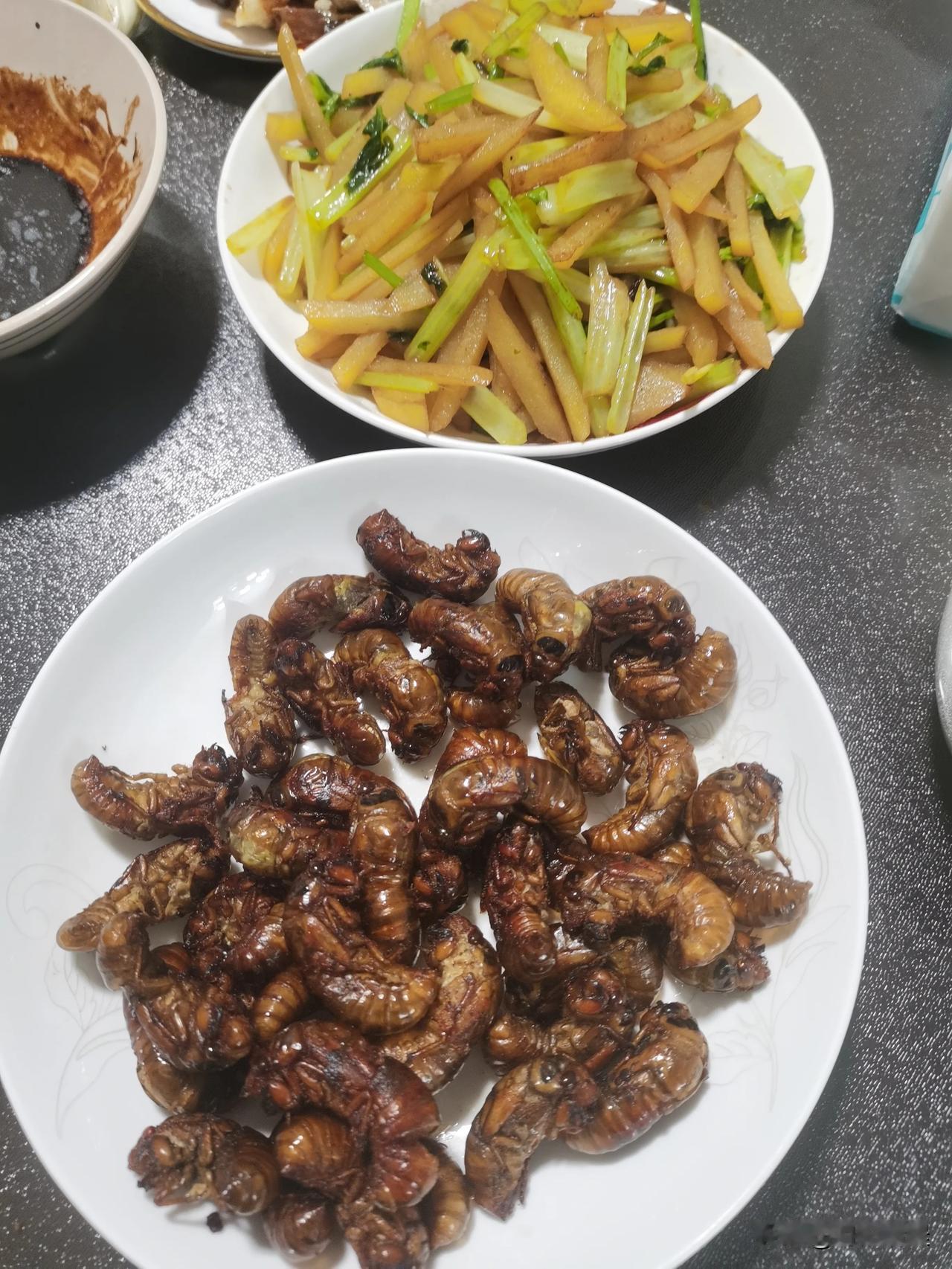 今天是超郁闷的一天，股票不涨，导致中午午睡没睡着，下午打游戏又输了一下午，每局都