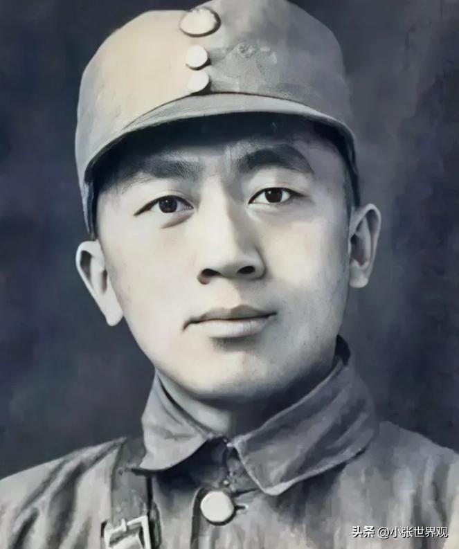 1942年，日伪军一师长派人给粟裕送了一包烟。粟裕不解，以为是敌人送礼，便饶有兴