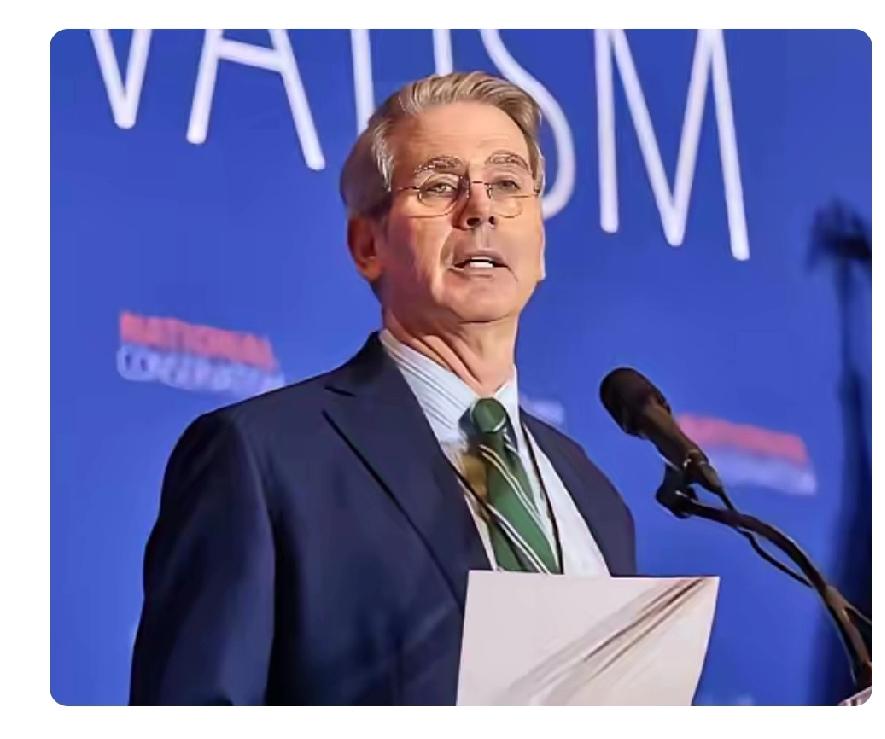 美国财长这波操作真是把“双标”玩明白了。说中国买俄罗斯石油自用合情合理，因为俄乌