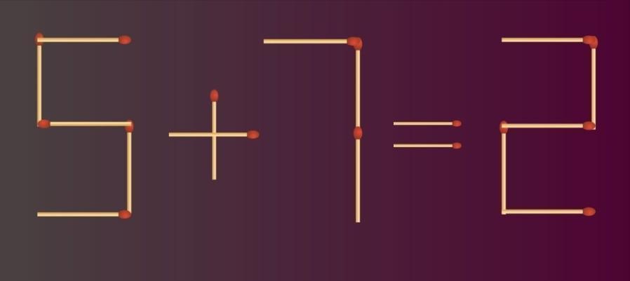 家人们，快来挑战这道超有意思的火柴题！ 眼前这用火柴摆的 “5 + 7 = 2”