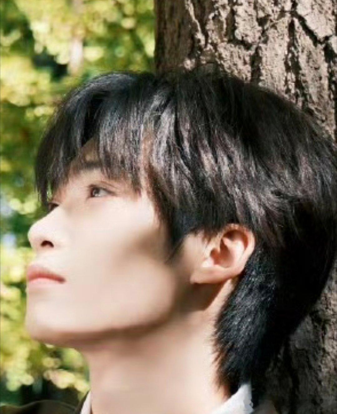 梓渝秋意大片想看哆啦A梦了，大雄、静香、胖虎，还有一个是谁？