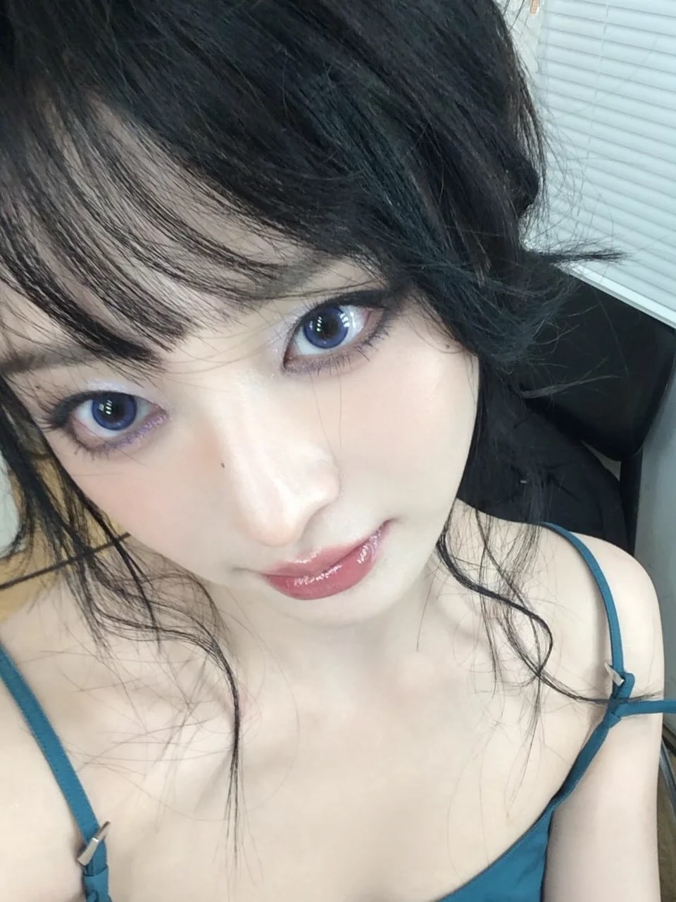 周洁琼 ins更新 